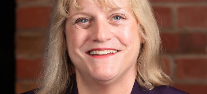 Cathy Carlson headshot